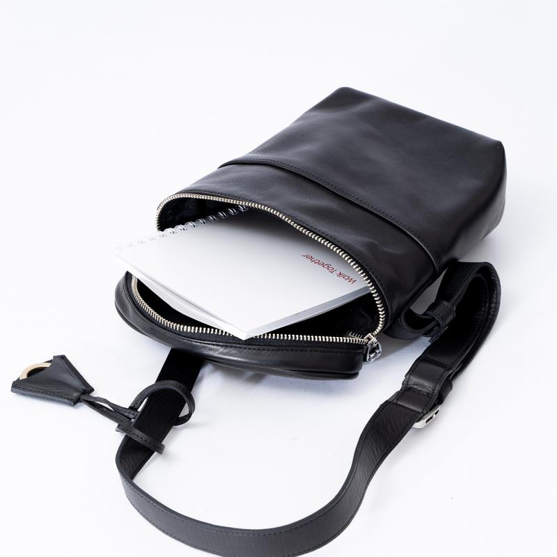 【aniary|アニアリ】ショルダーバッグ Reality Leather 28-03002 Gray