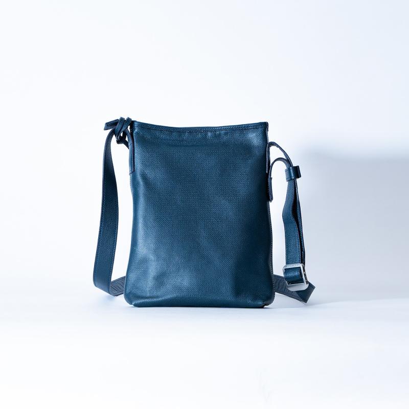 【aniary|アニアリ】トートバッグ Crossing Leather 23-03000 Dark Navy