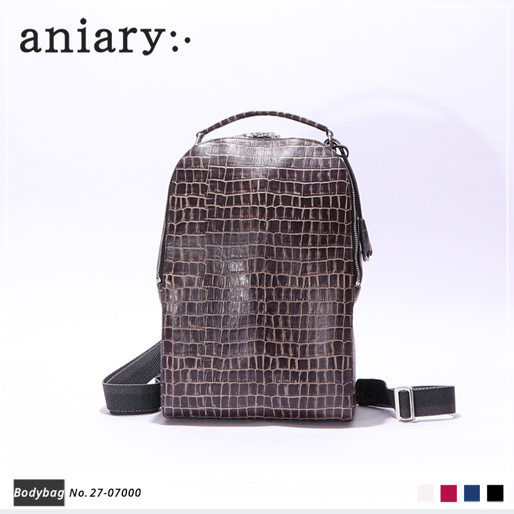【aniary|アニアリ】ボディバッグ Tint Embossing Leather 27-07000 Pale Black