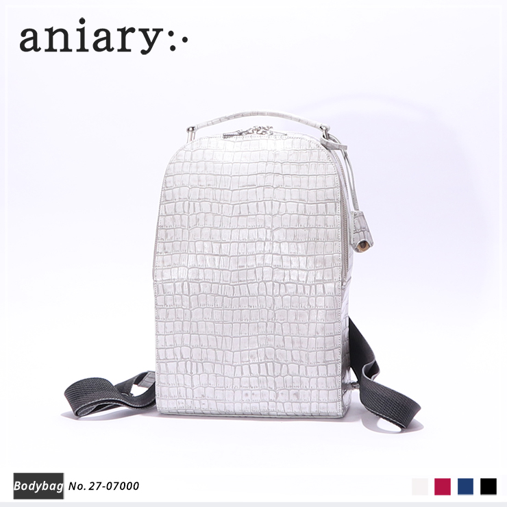 【aniary|アニアリ】ボディバッグ Tint Embossing Leather 27-07000White