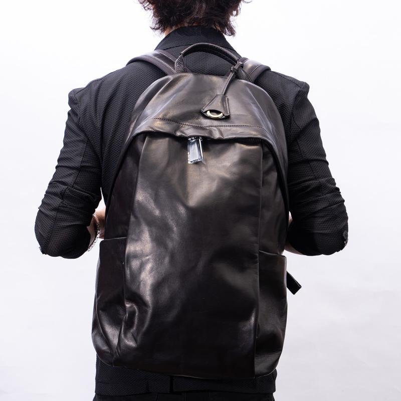 【aniary|アニアリ】バックパック Reality Leather 28-05000 Dark Moss